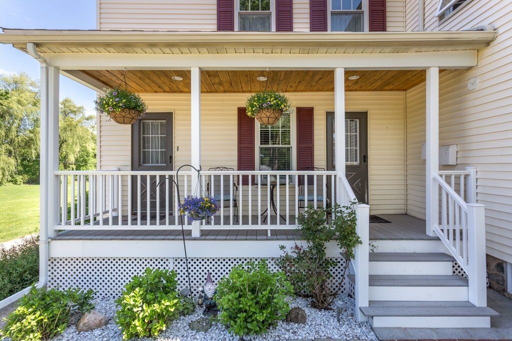 134 Peck St