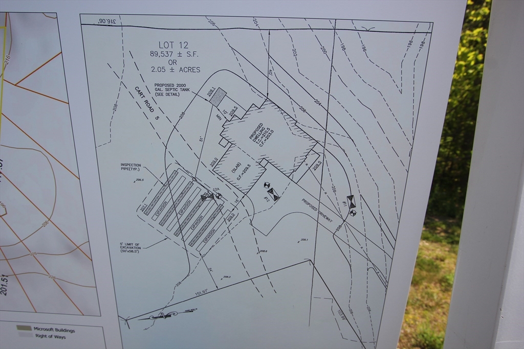 8 Bristol Pond Dr