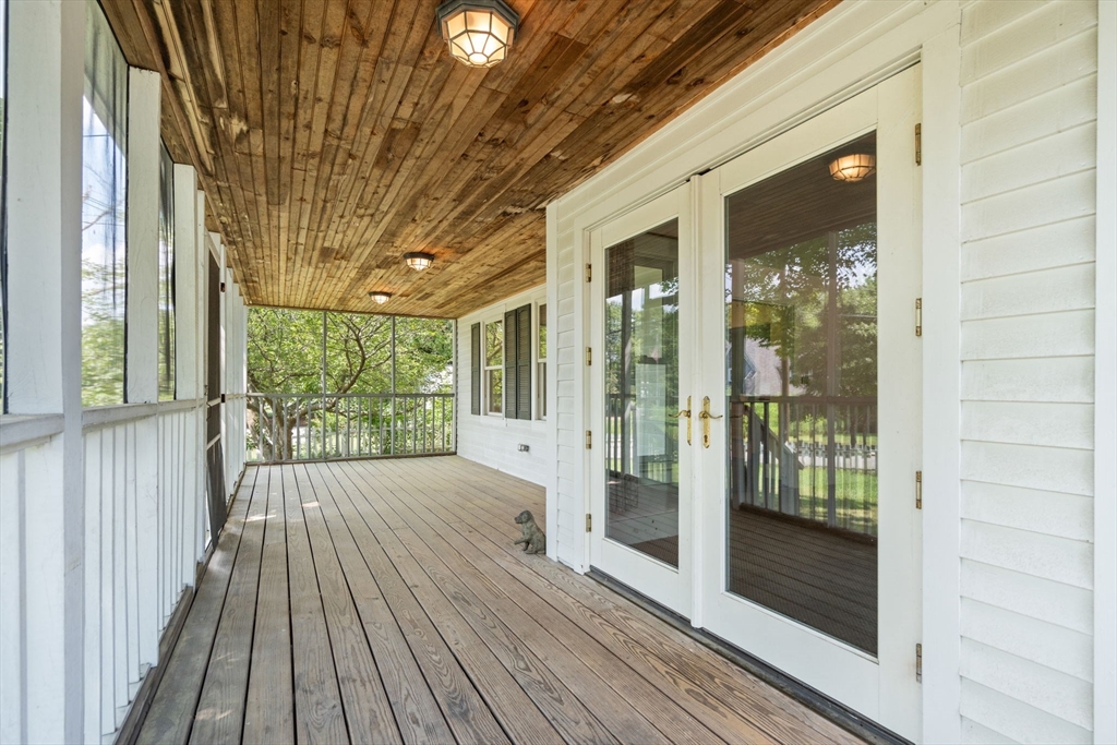 16 Lavender St