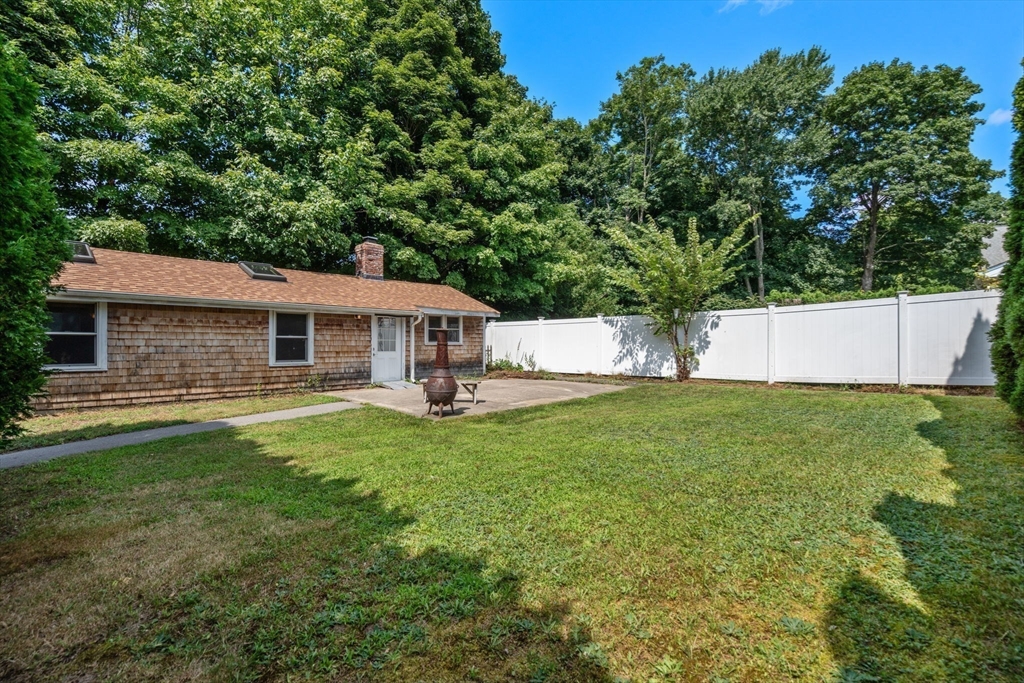 16 Lavender St