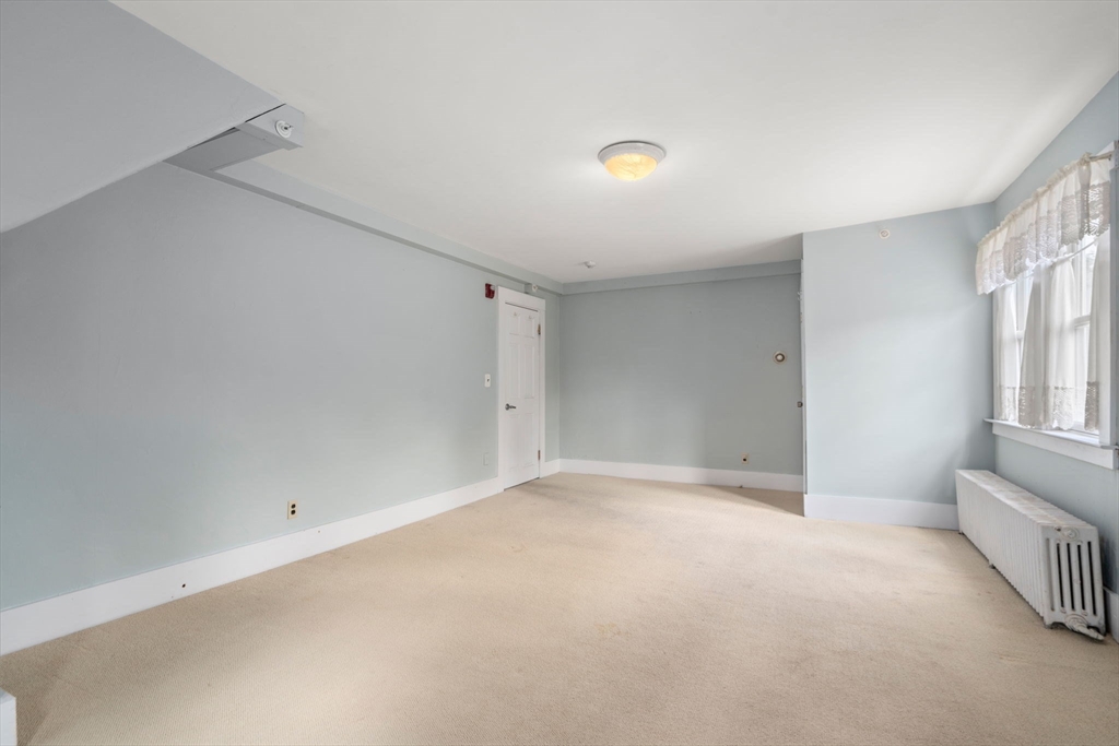 16 Lavender St