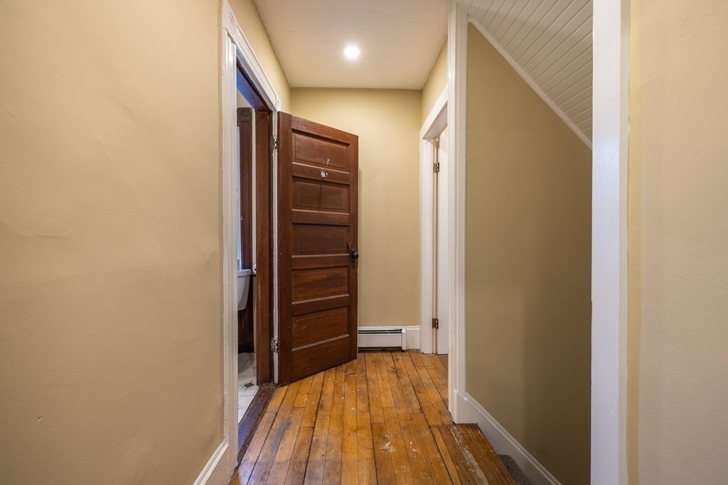 20 Moore Ave # 20