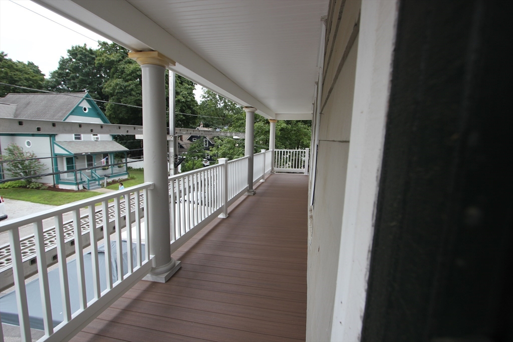 20 Moore Ave # 20