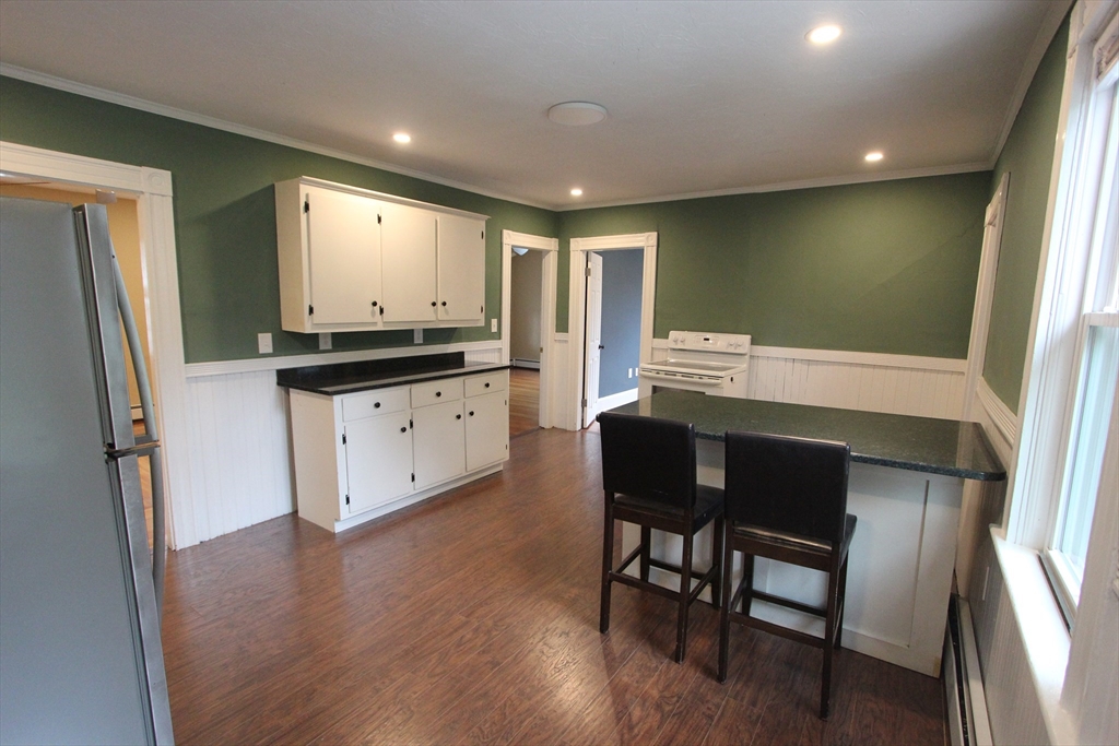 20 Moore Ave # 20