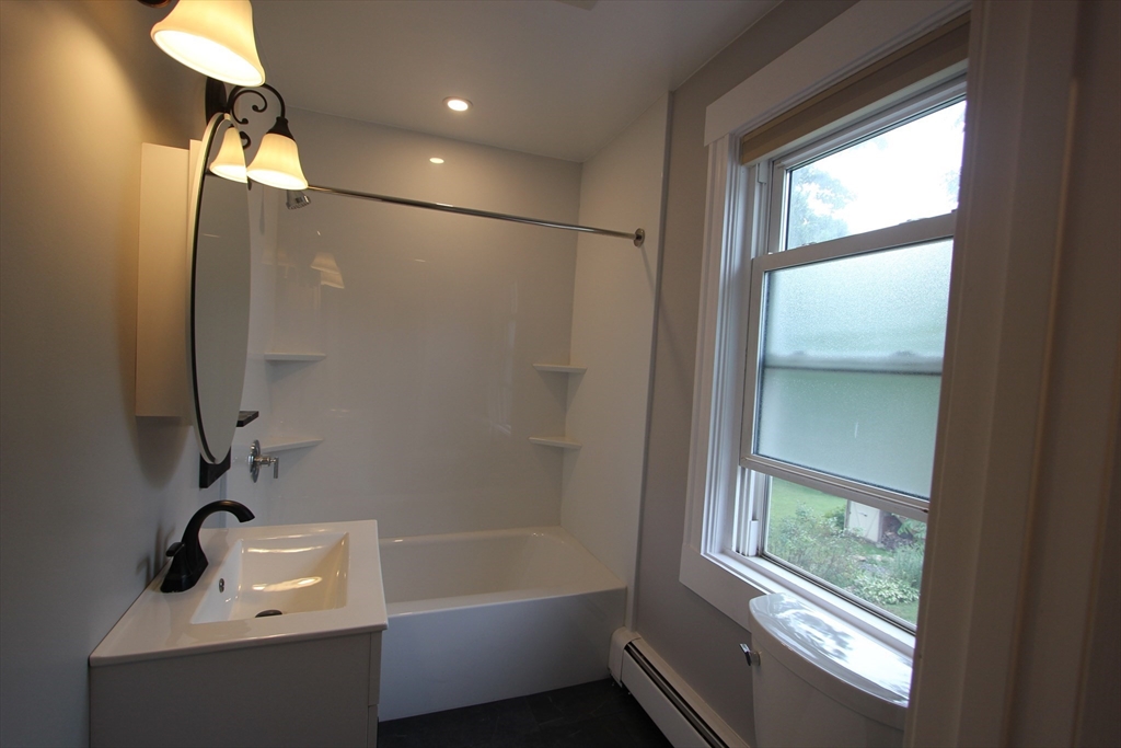20 Moore Ave # 20