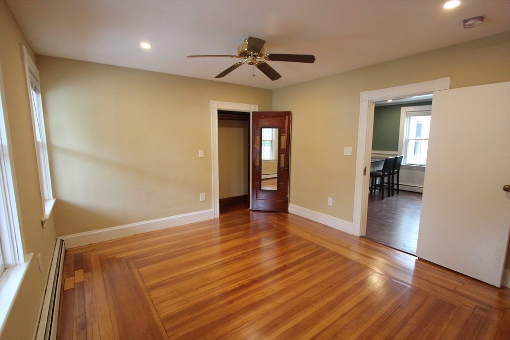 20 Moore Ave # 20
