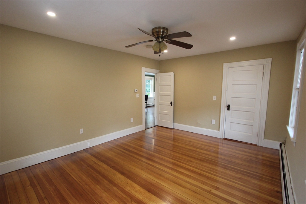 20 Moore Ave # 20