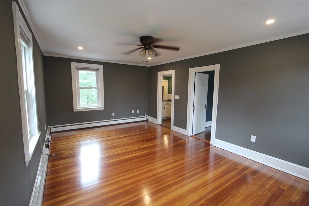 20 Moore Ave # 20