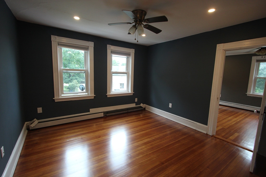 20 Moore Ave # 20