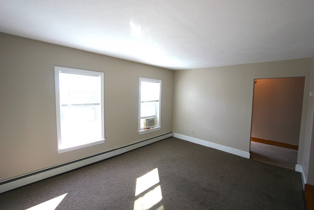43 Oak St # 3
