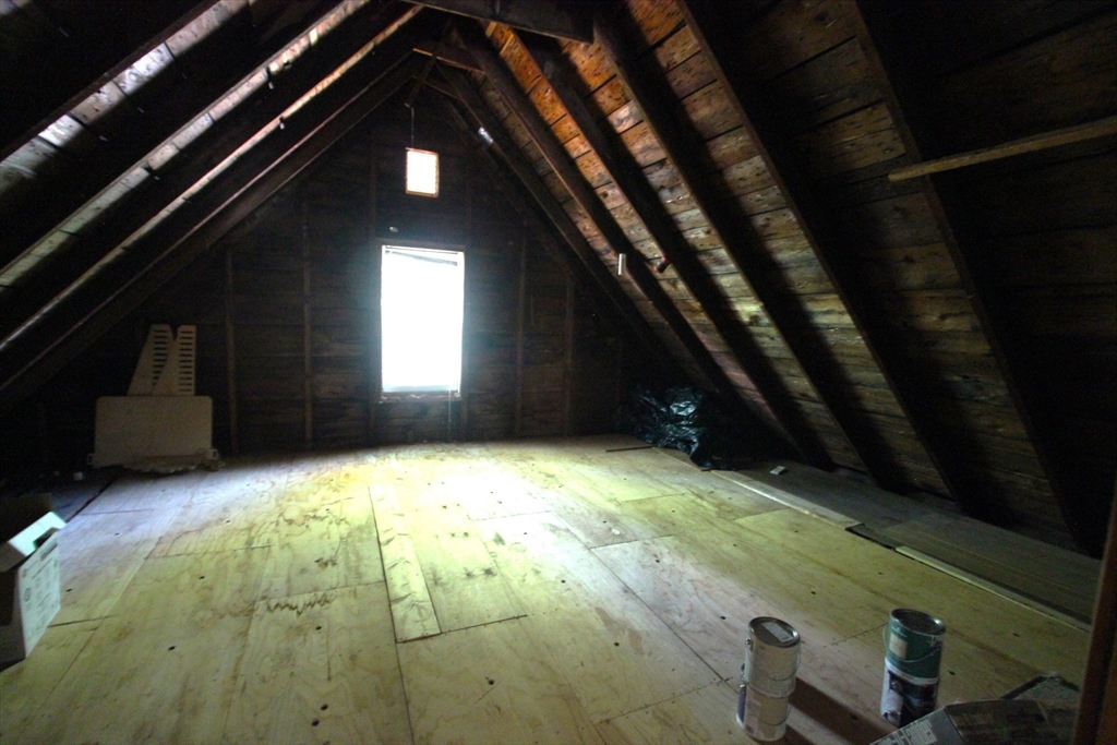 43 Oak St # 3