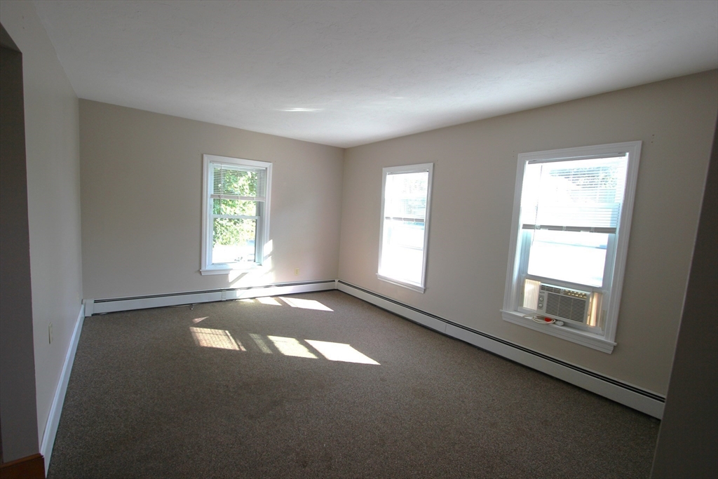 43 Oak St # 3