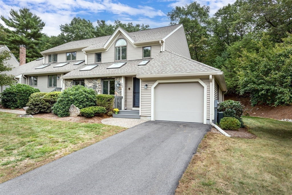 10 Birchtree Cir # 10