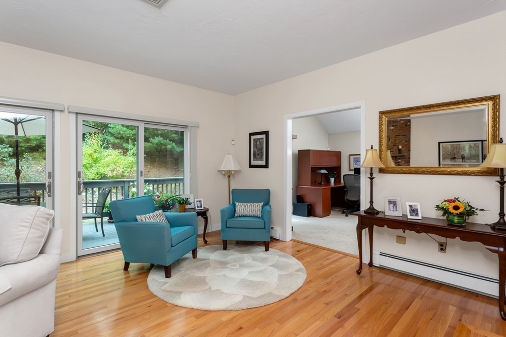 10 Birchtree Cir # 10