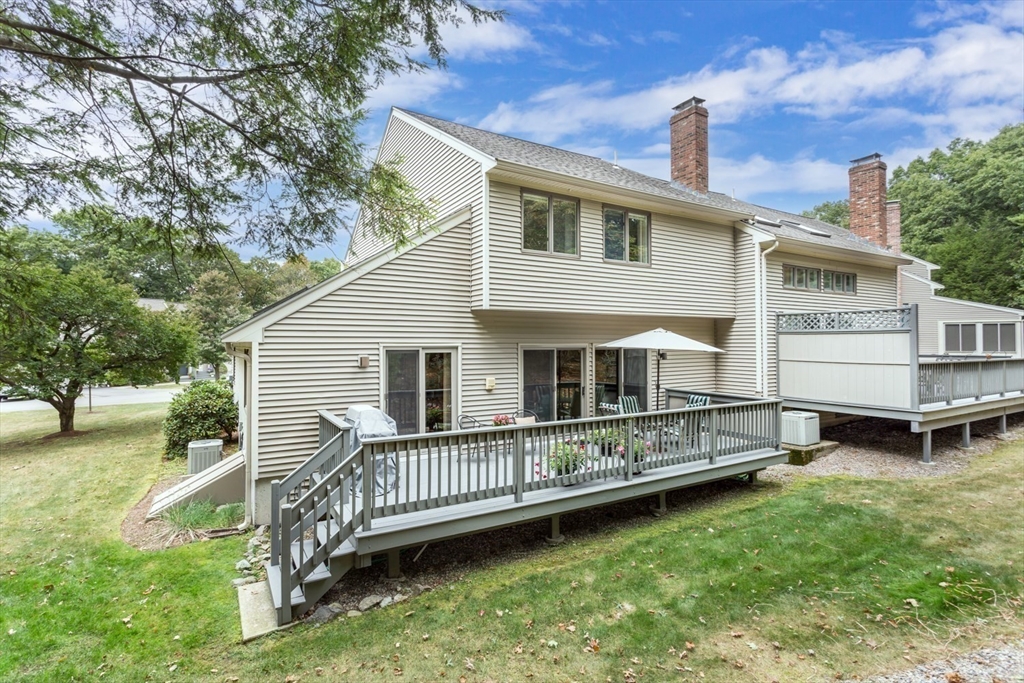 10 Birchtree Cir # 10
