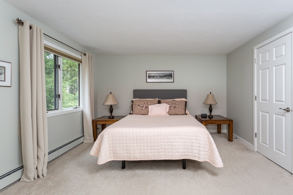 10 Birchtree Cir # 10