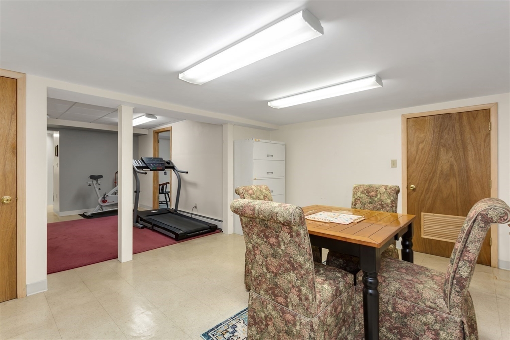 10 Birchtree Cir # 10