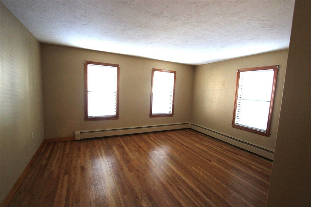 44 Winter St # 1