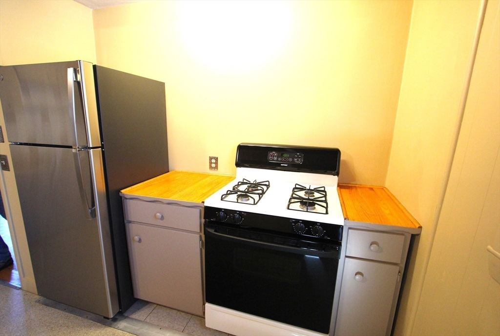44 Winter St # 1