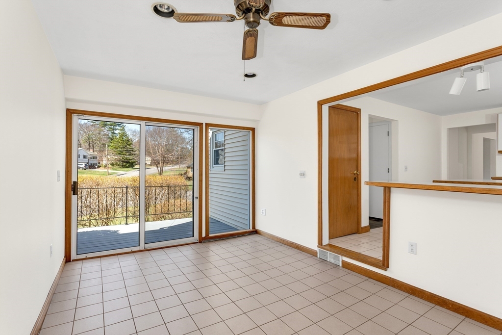 13 Mackintosh St