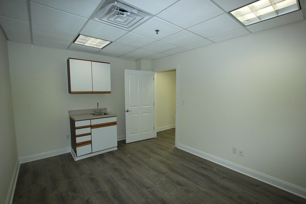 9 Summer St # 205