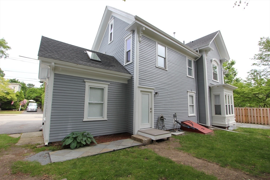 119 County St # 2