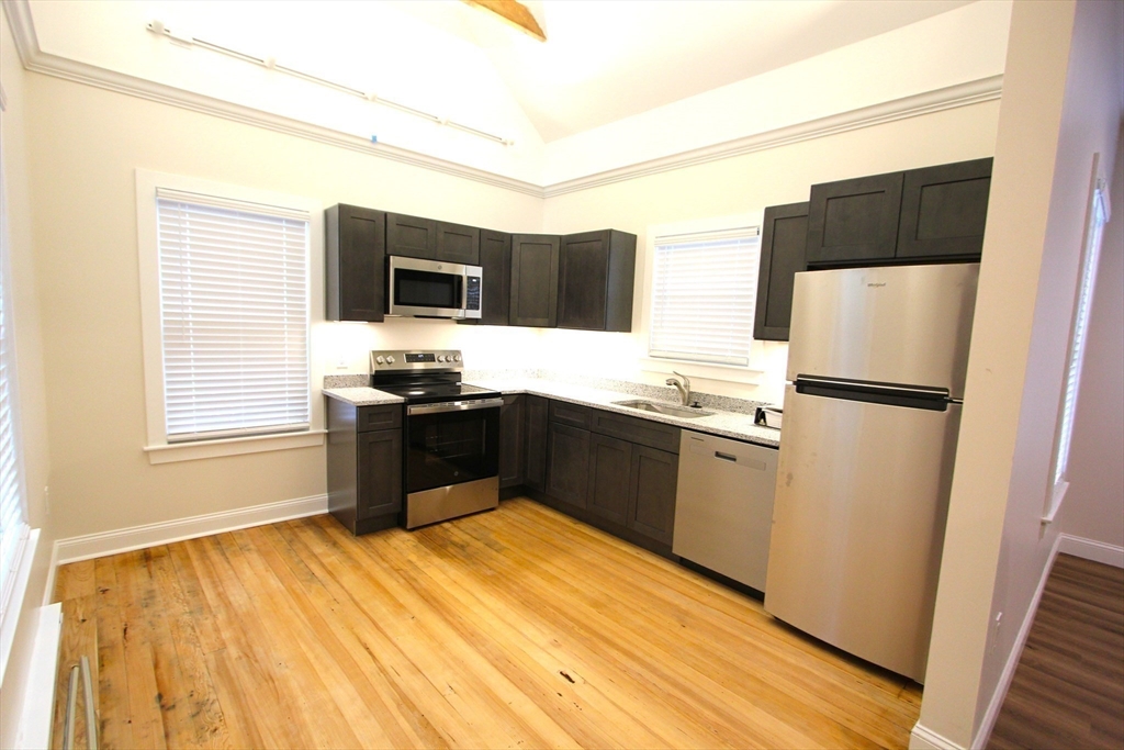 119 County St # 2