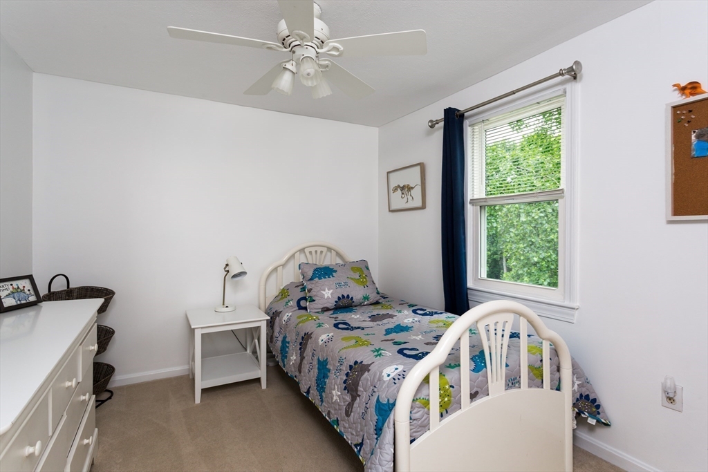 194 Crossfield Rd