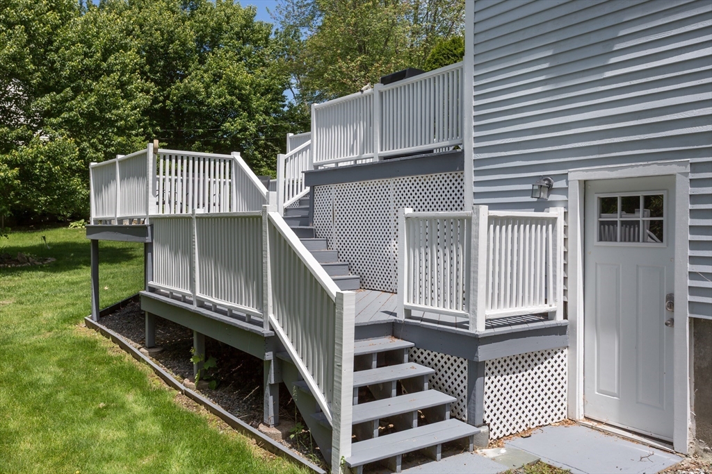 194 Crossfield Rd