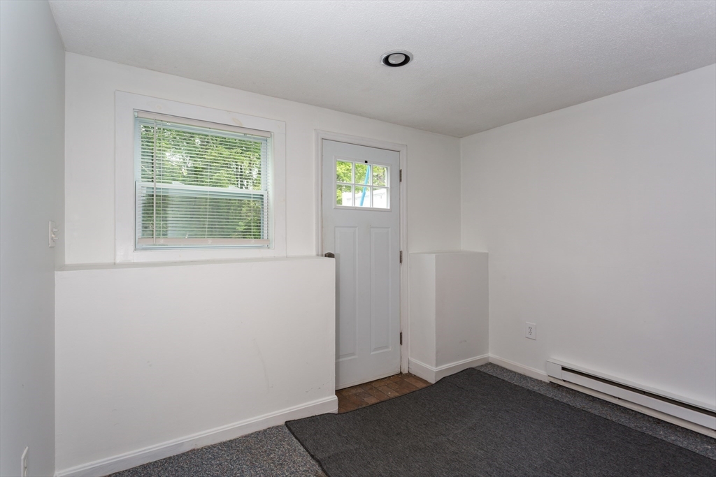 194 Crossfield Rd