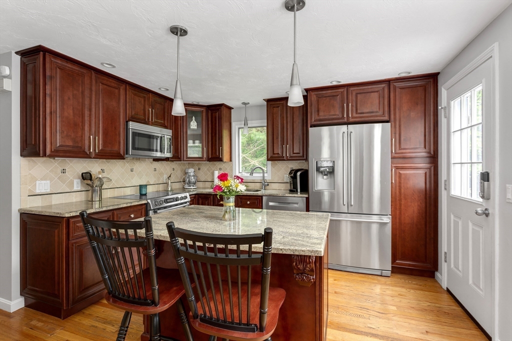 194 Crossfield Rd