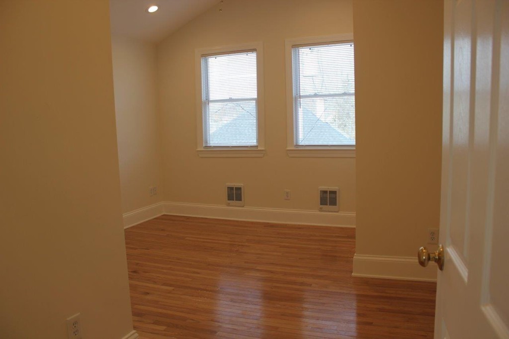 31 Alpine Row # 3