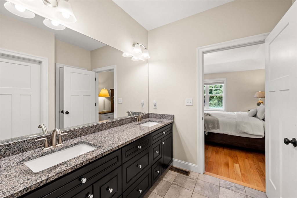 17 Fox Hill Lane # 17