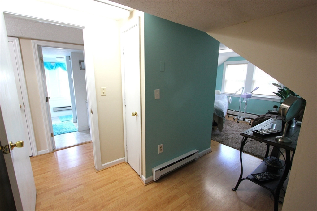 323 W Central St