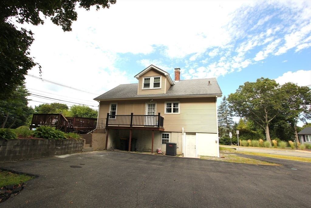 323 W Central St