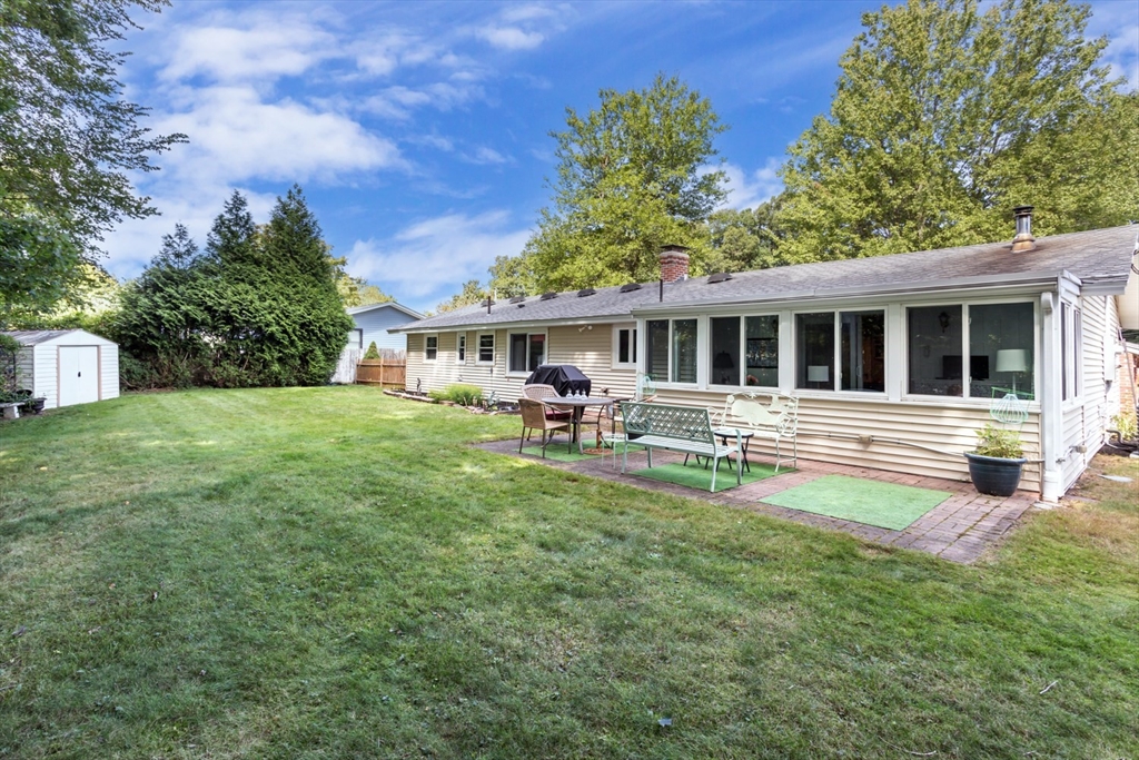 232 Bates Rd