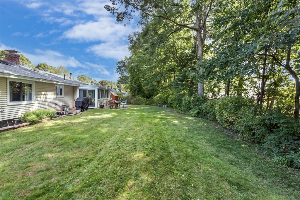 232 Bates Rd