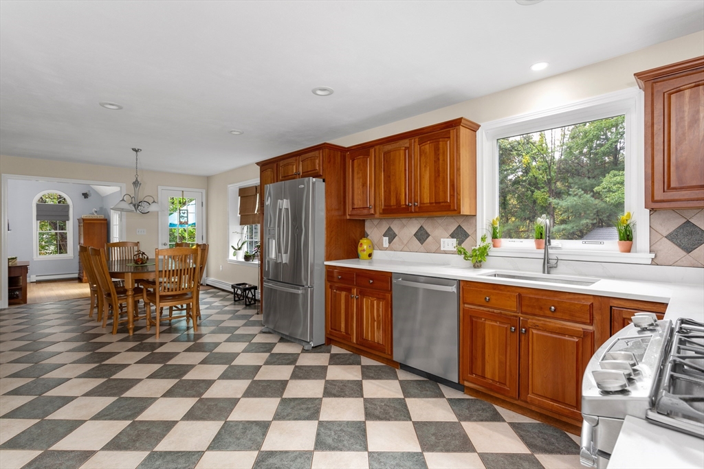 9 Jefferson Rd