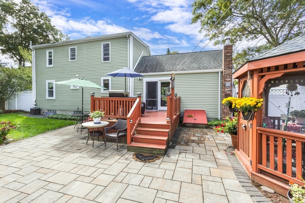 120 Charles Ave Ext