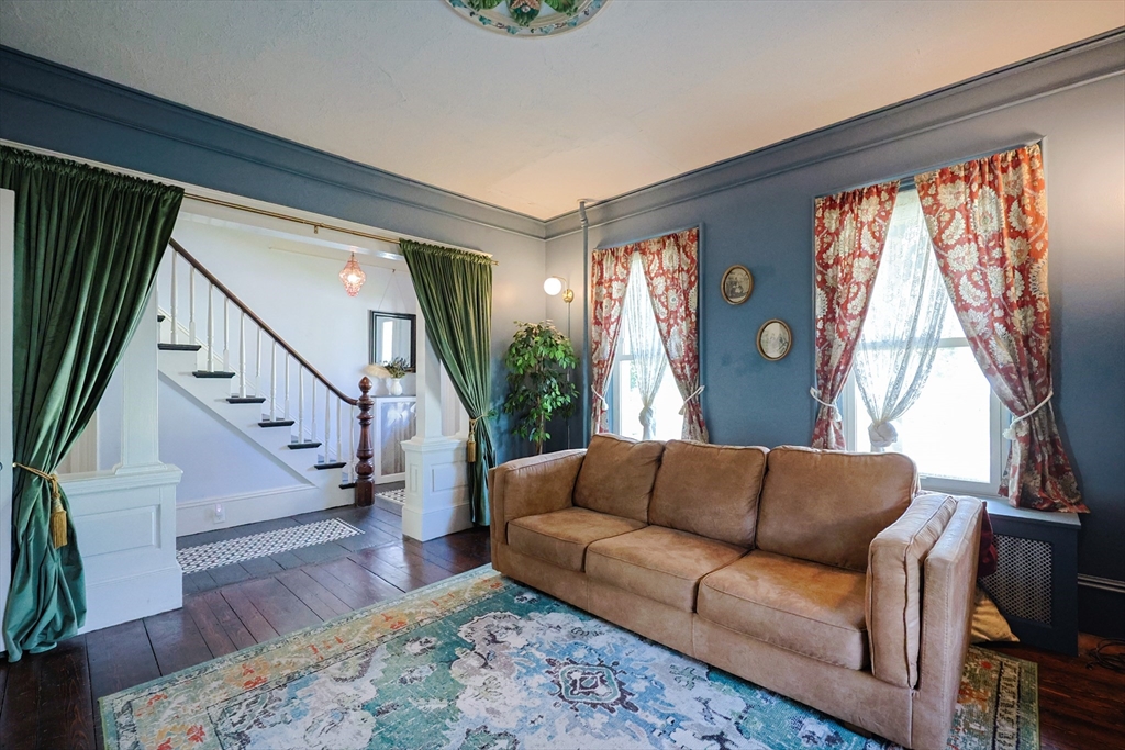 99 Pleasant St