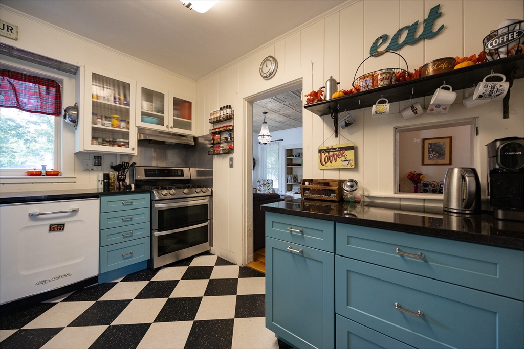 99 Pleasant St
