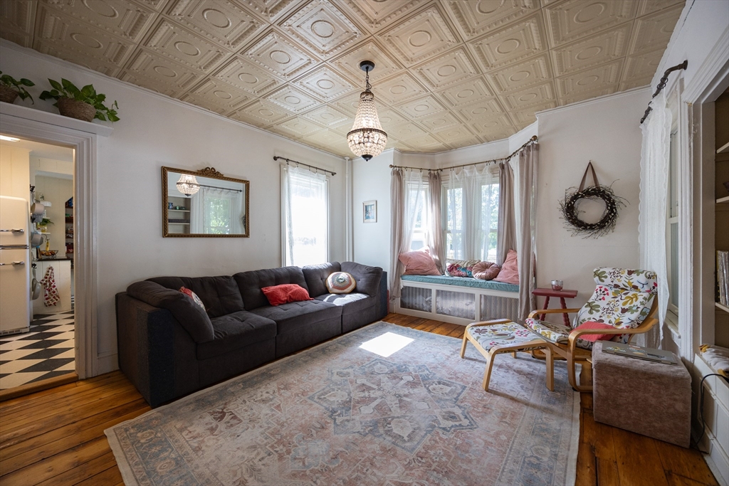 99 Pleasant St