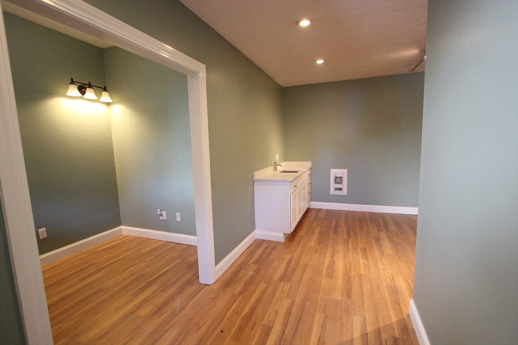 37 Ruggles St