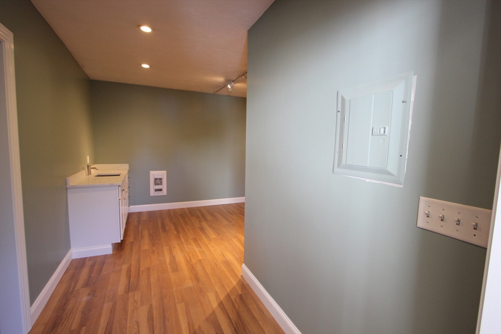 37 Ruggles St