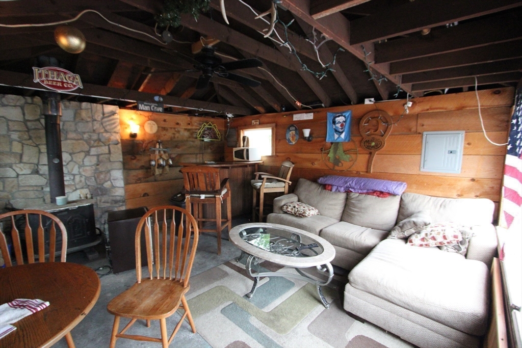 75 Wachusett St