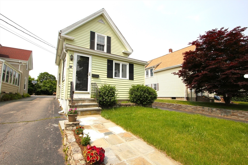 75 Wachusett St
