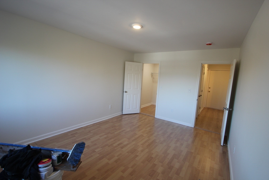 139 King St # 304B