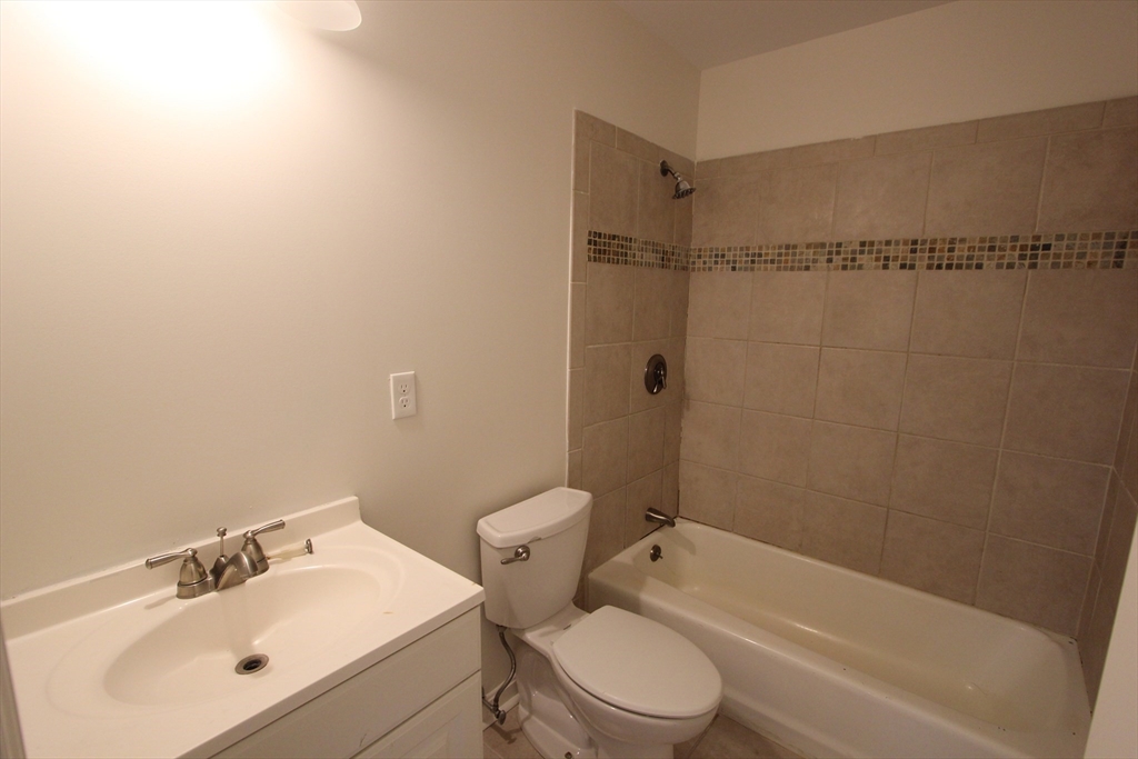 139 King St # 304B