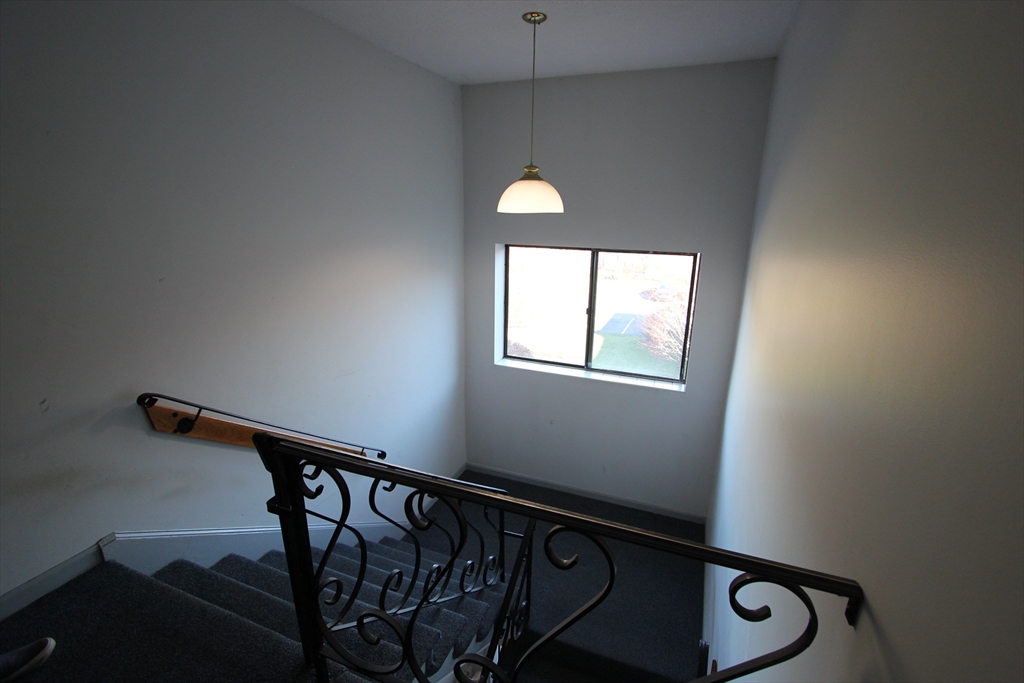 139 King St # 304B