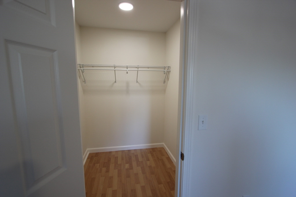 139 King St # 304B